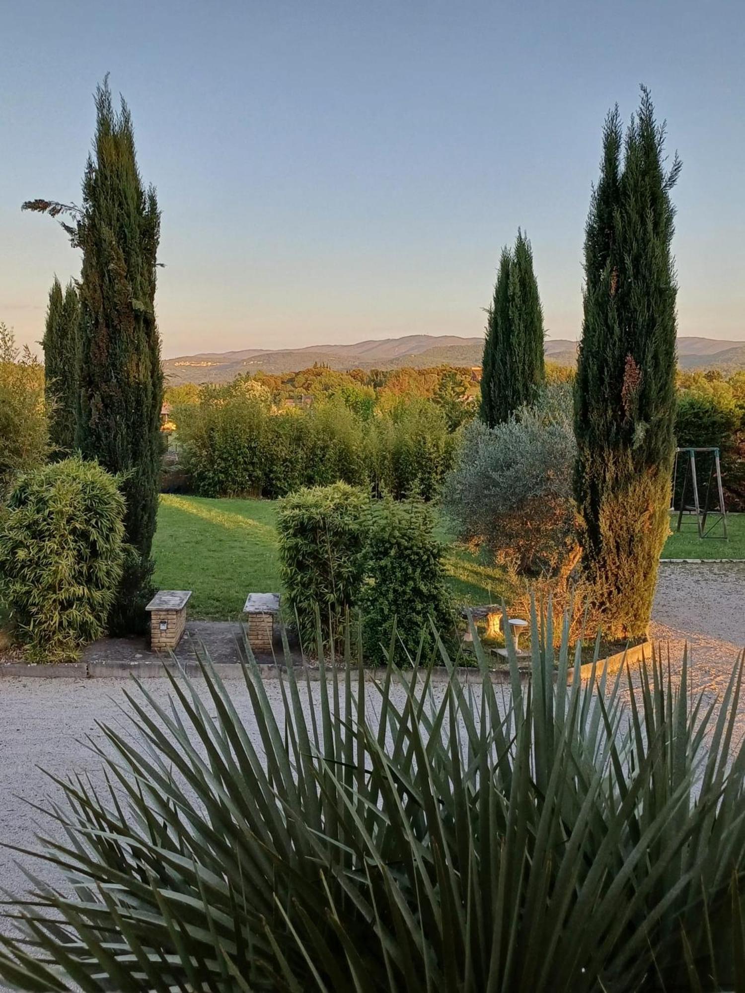 Family First Villa Gargas  Exterior foto
